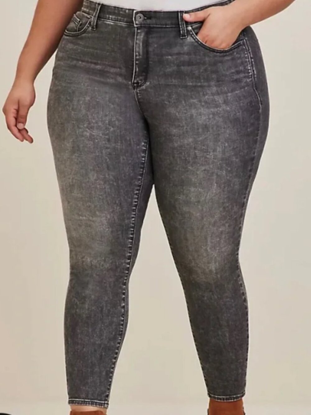 Torrid High-Rise Sky High Skinny Jean - Super Soft Denim NWT - 20S